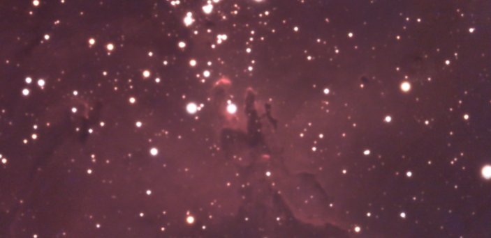 主望远镜拍摄的鹰状星云马赛克